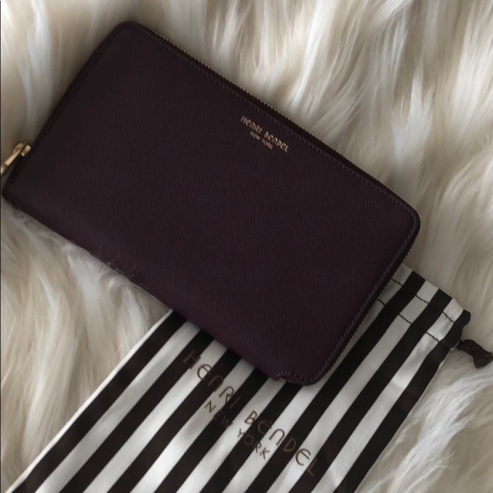 Henri Bendel Wallet Organizer